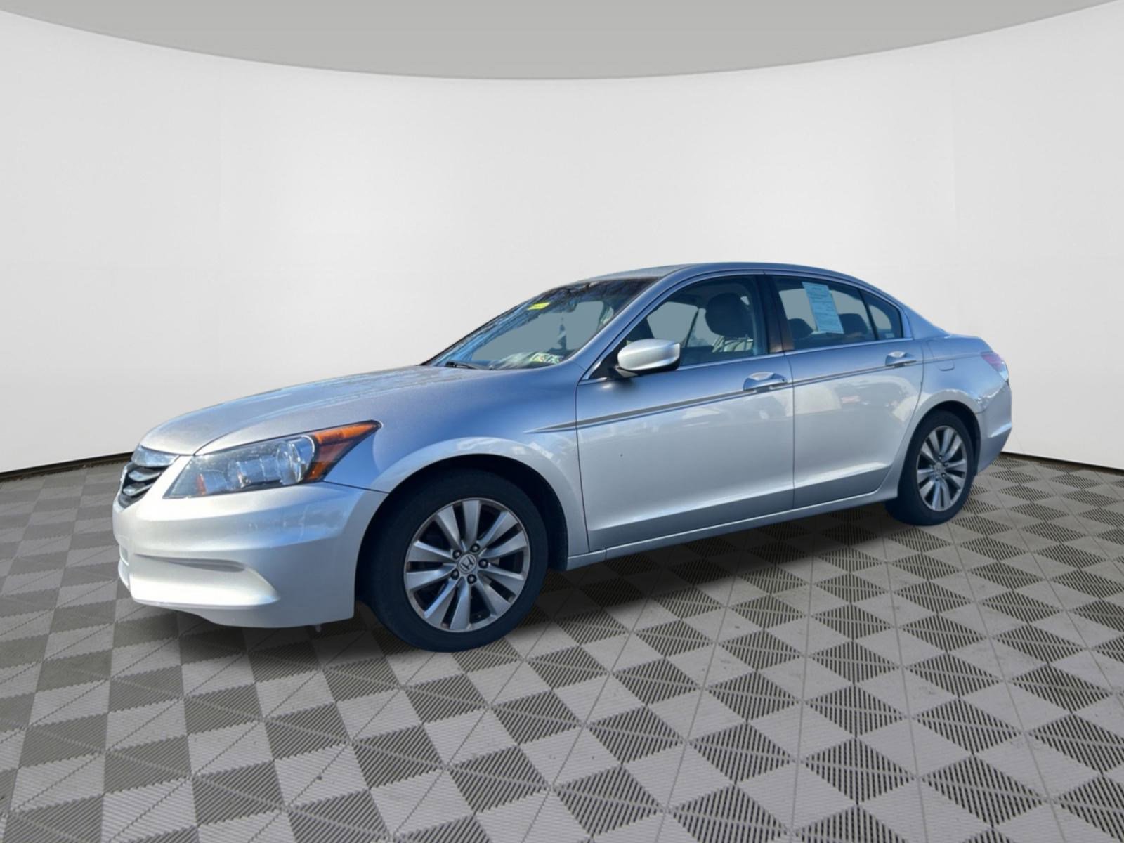 2012 Honda Accord EX photo 2