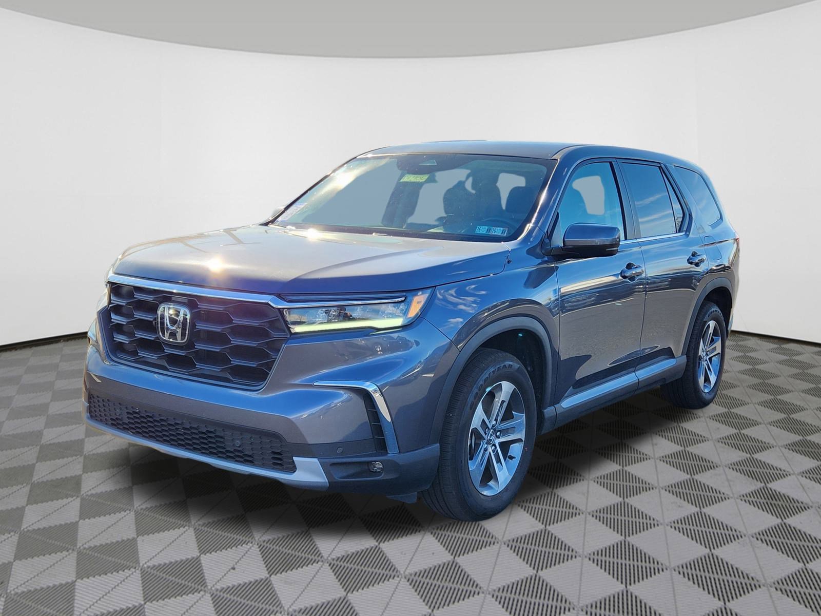 2025 Honda Pilot EX-L photo 2