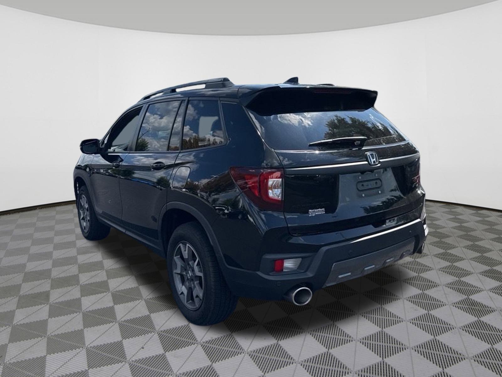 2023 Honda Passport TrailSport photo 3
