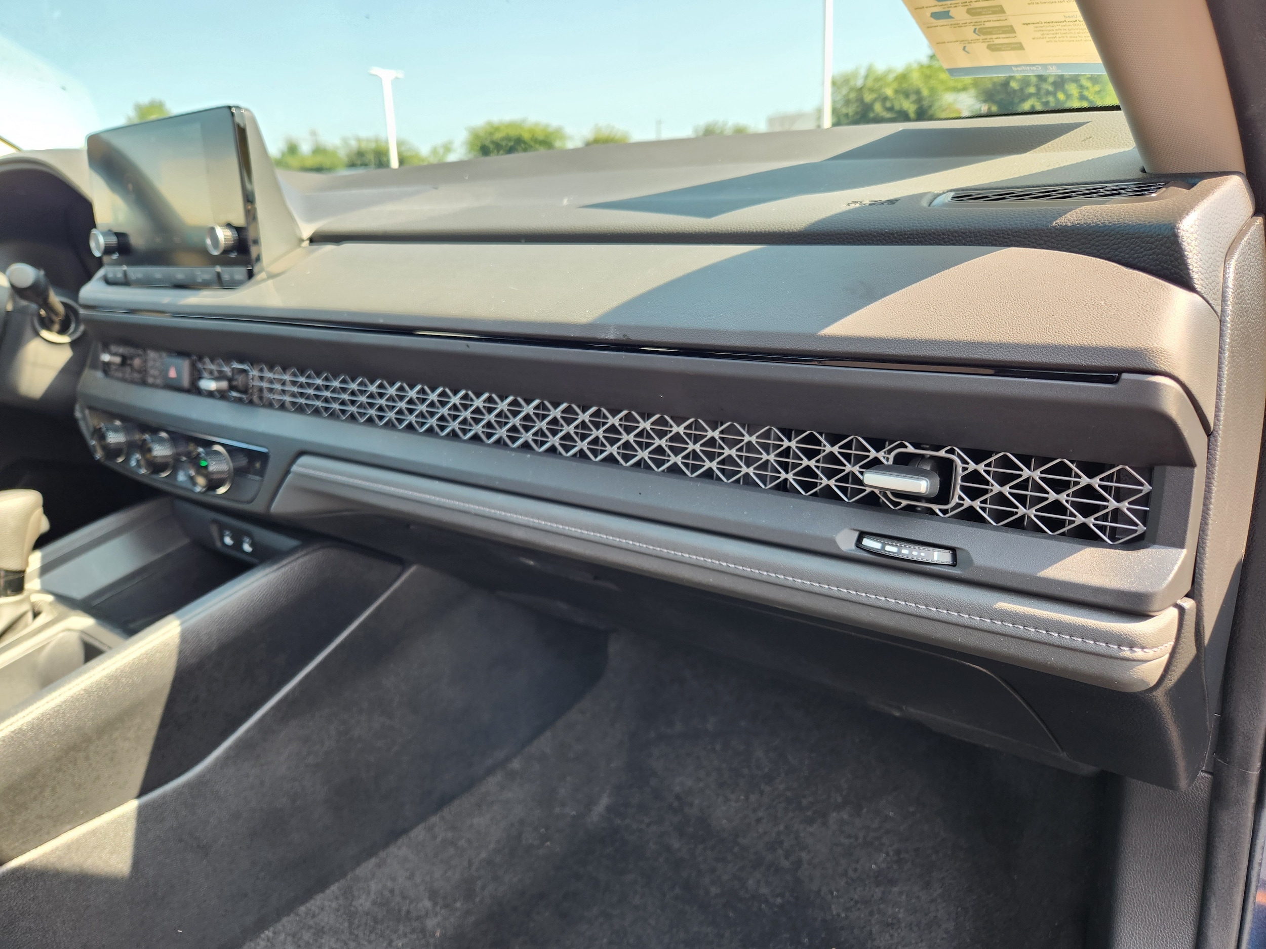 2024 Honda Accord EX - Photo 17