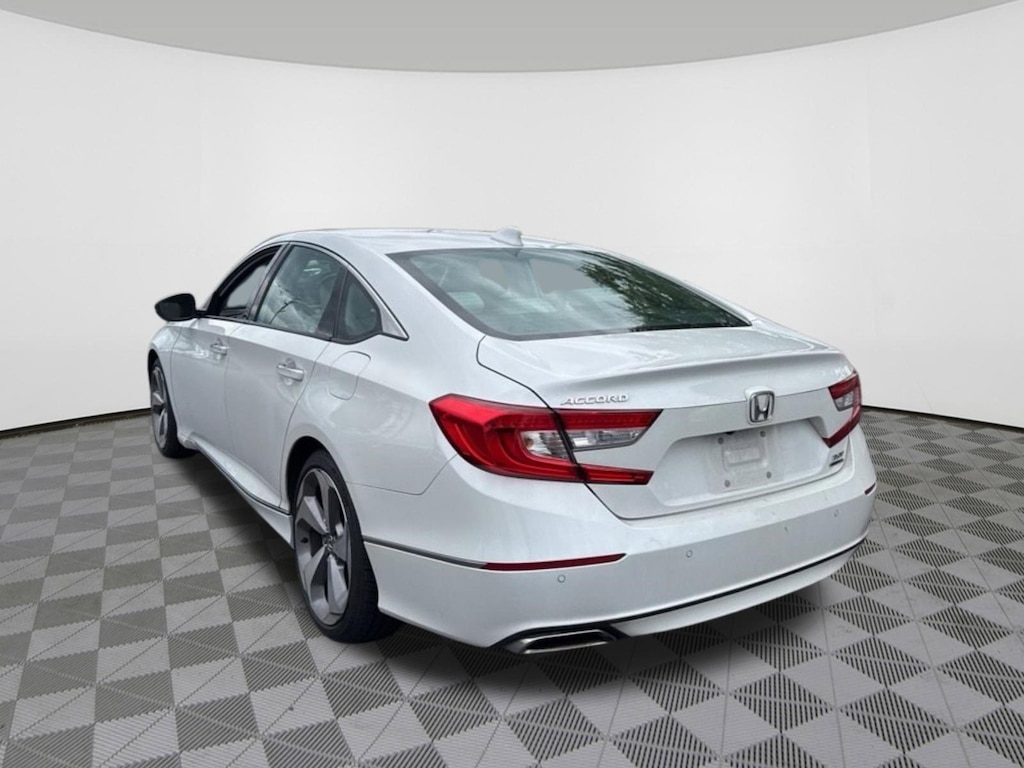 Certified 2018 Honda Accord Touring 2.0T Sedan