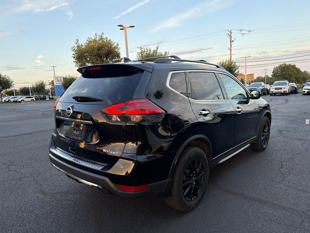 Used 2017 Nissan Rogue SV SUV