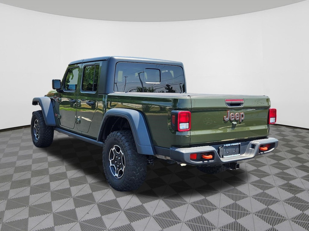 Used 2023 Jeep Gladiator Mojave Truck Crew Cab