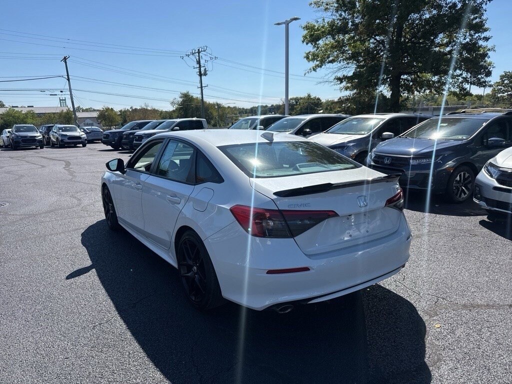 2022 Honda Civic Si photo 3