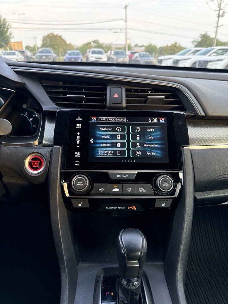 2018 Honda Civic Hatchback EX-L - Photo 7