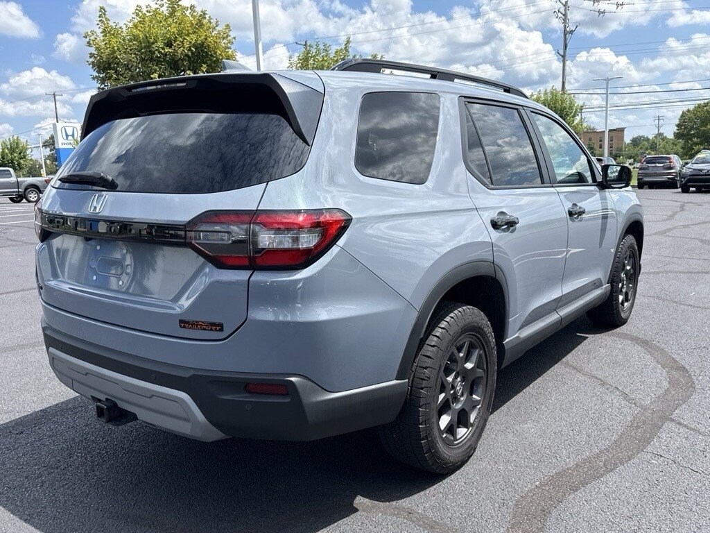 Certified 2025 Honda Pilot TrailSport SUV
