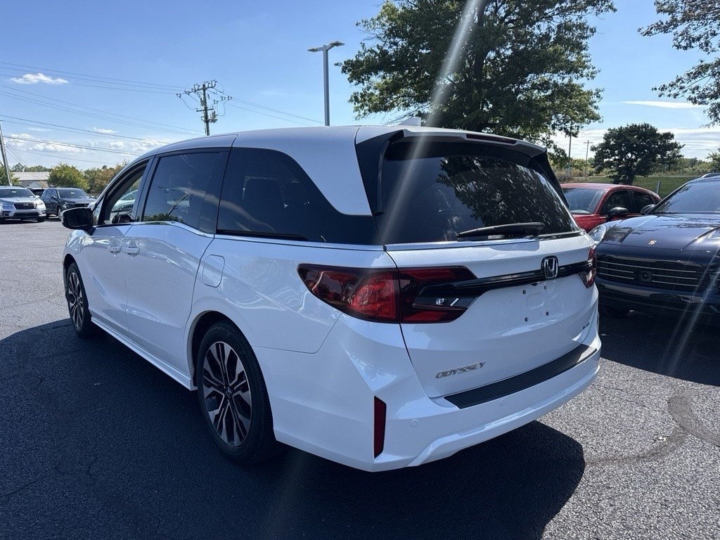 Certified 2025 Honda Odyssey Elite Van