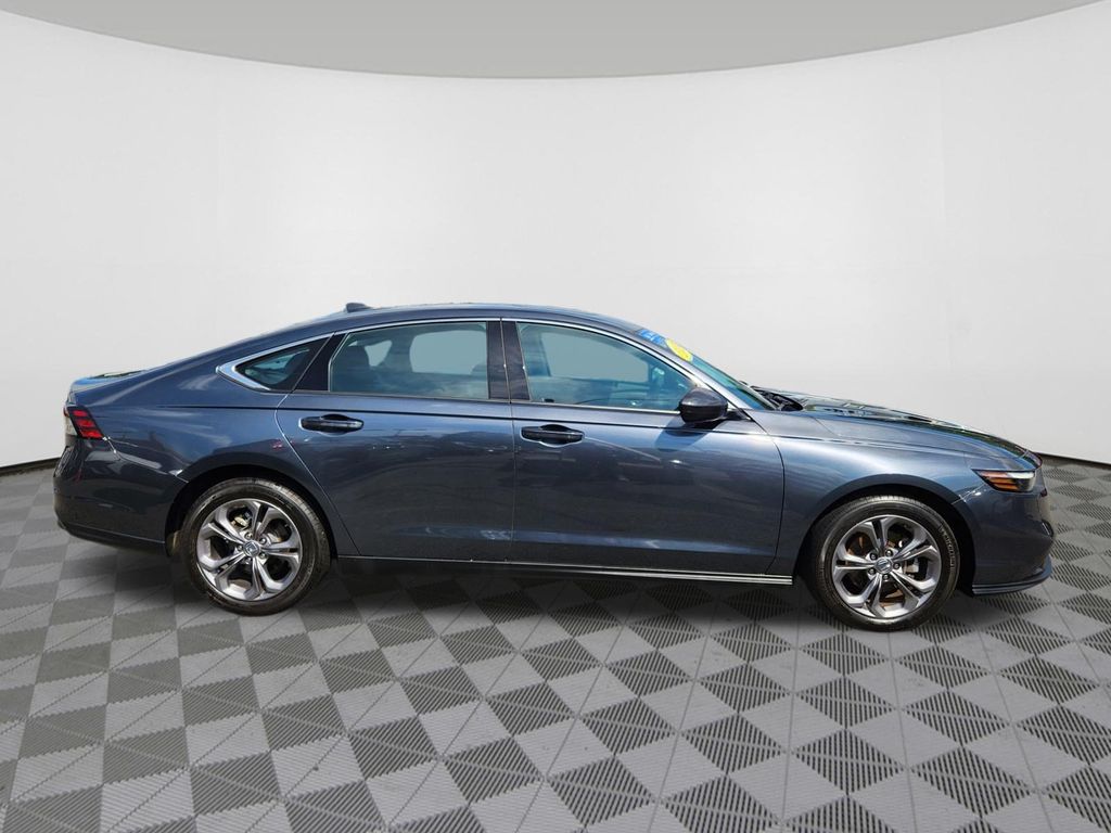 2024 Honda Accord EX - Photo 6