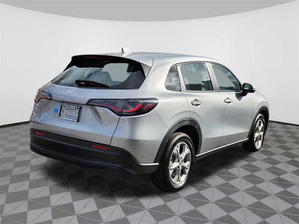 2025 Honda HR-V LX photo 4