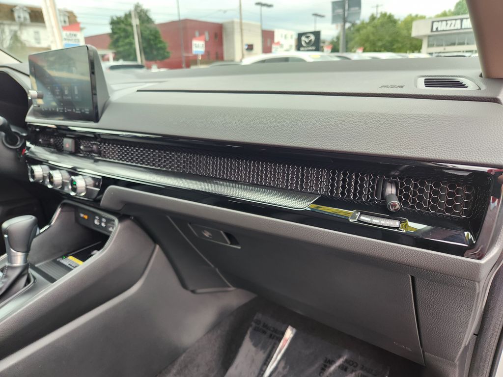 2024 Honda CR-V EX-L - Photo 17