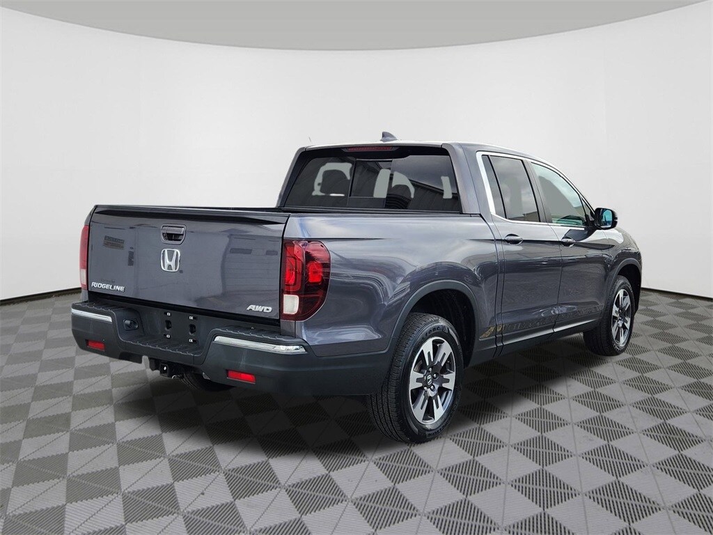 2019 Honda Ridgeline RTL photo 2