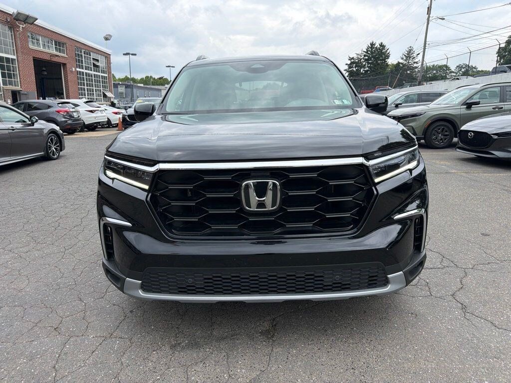 Certified 2024 Honda Pilot Touring SUV