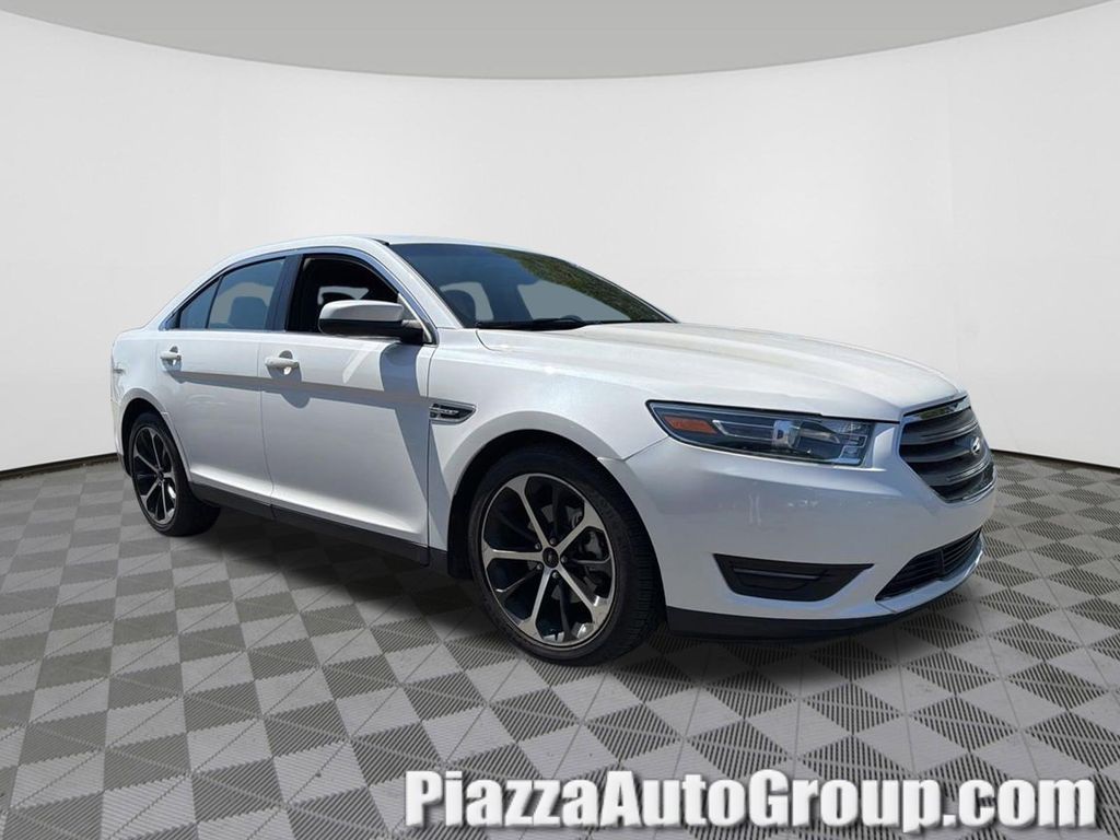 2016 Ford Taurus