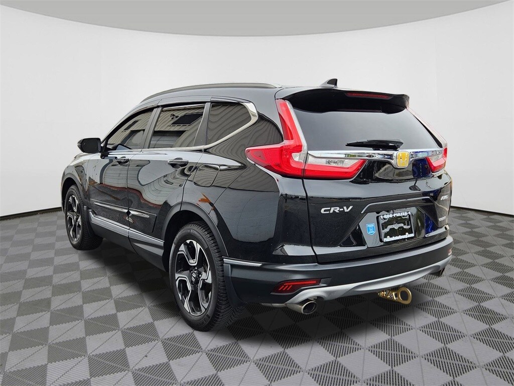 2017 Honda CR-V Touring photo 3