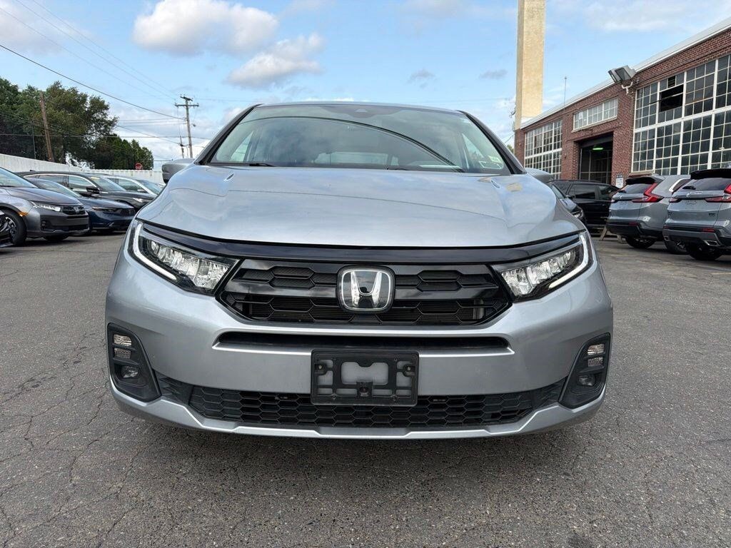 Used 2025 Honda Odyssey Touring Minivan/Van