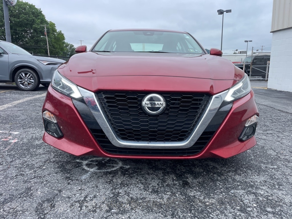 Used 2019 Nissan Altima SV with VIN 1N4BL4DW7KC177996 for sale in Springfield, PA