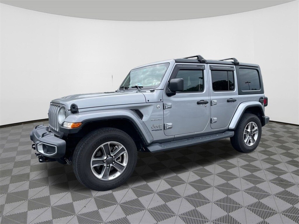 2019 Jeep Wrangler Unlimited Sahara photo 2
