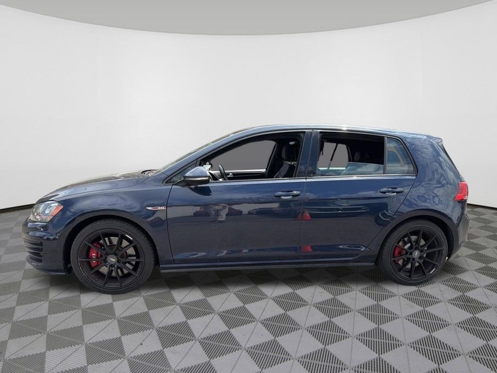 Used 2017 Volkswagen Golf GTI SE Hatchback