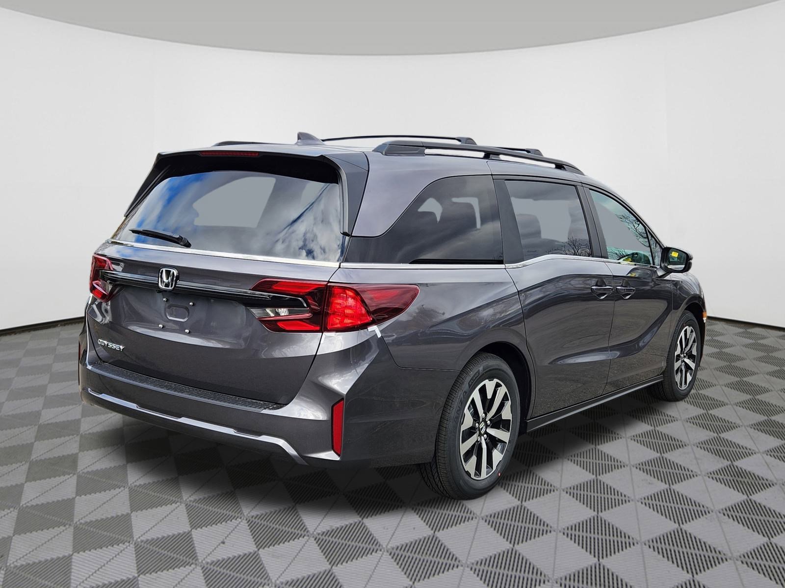 2026 Honda Odyssey EX-L photo 4