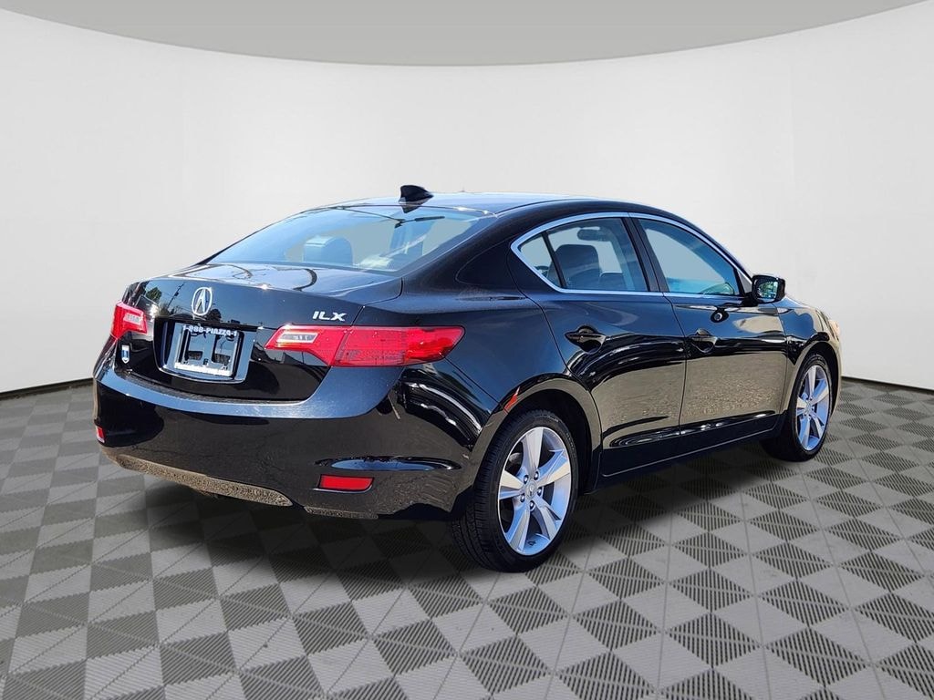 Used 2015 Acura ILX 2.0L Sedan