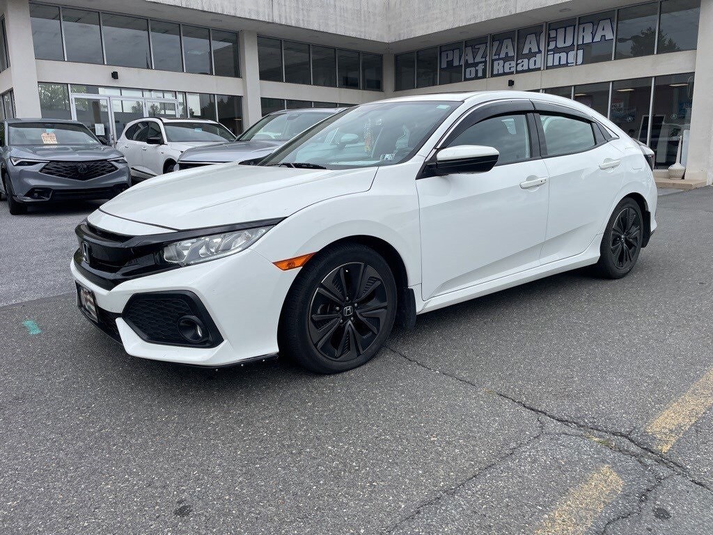 2017 Honda Civic EX-L Hatchback photo 2