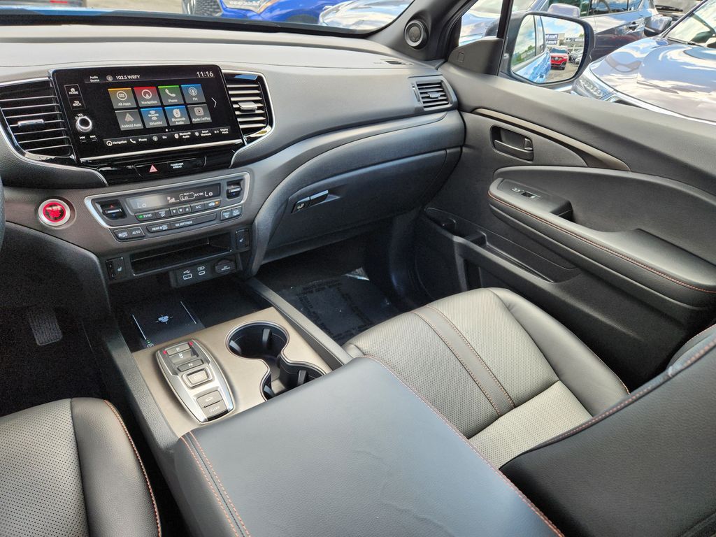 2025 Honda Ridgeline TrailSport - Photo 14