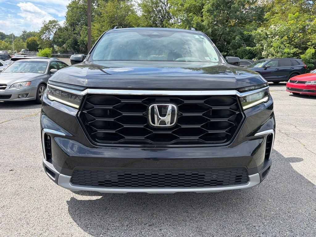 Certified 2023 Honda Pilot Touring SUV