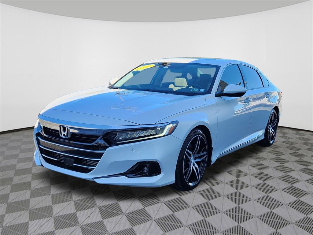 2021 Honda Accord Touring 2.0T photo 2