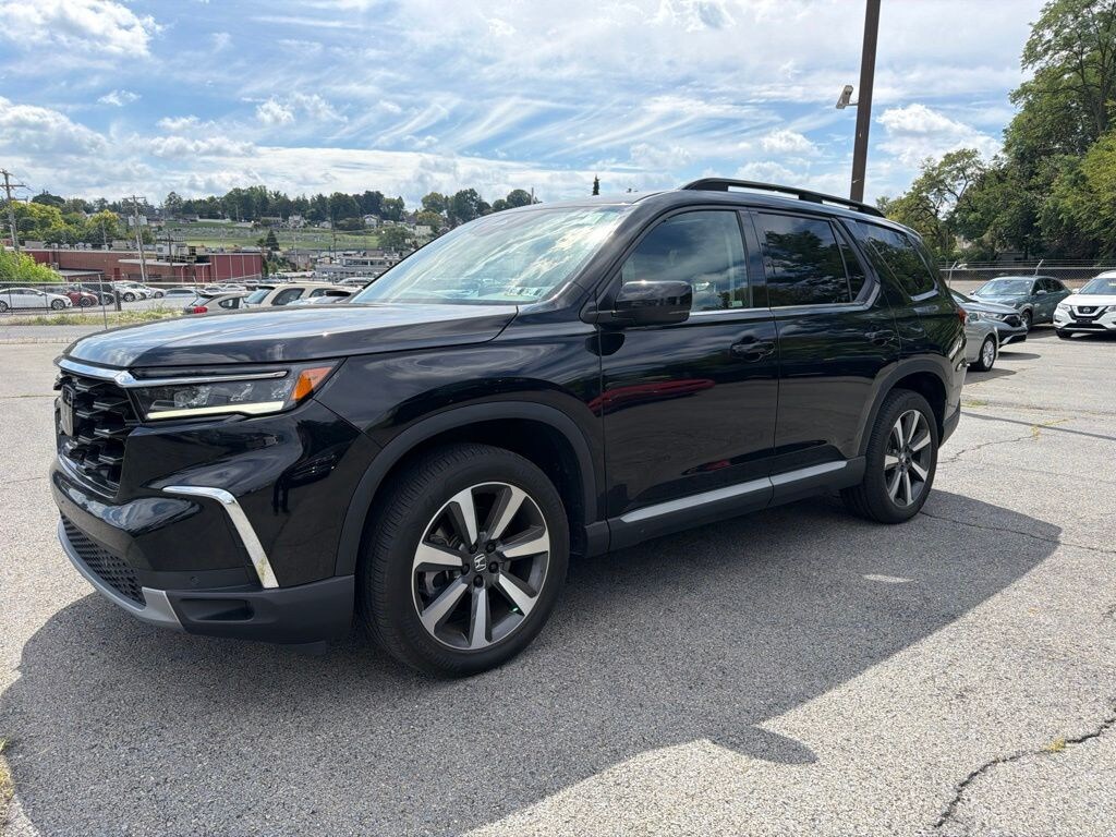 Certified 2023 Honda Pilot Touring SUV