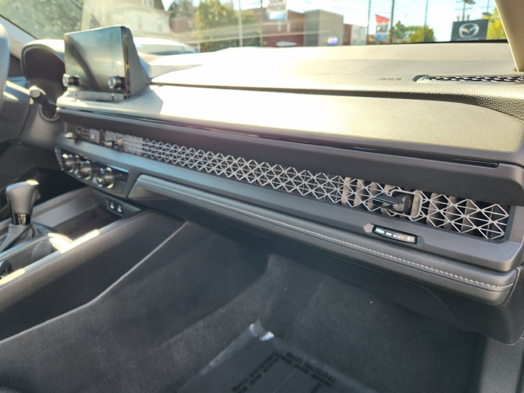 2024 Honda Accord LX - Photo 17