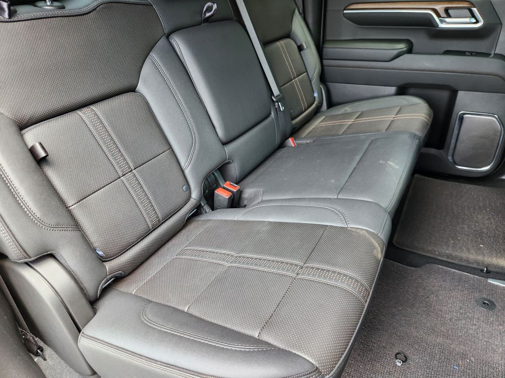 2024 Chevrolet Silverado 1500 High Country - Photo 14