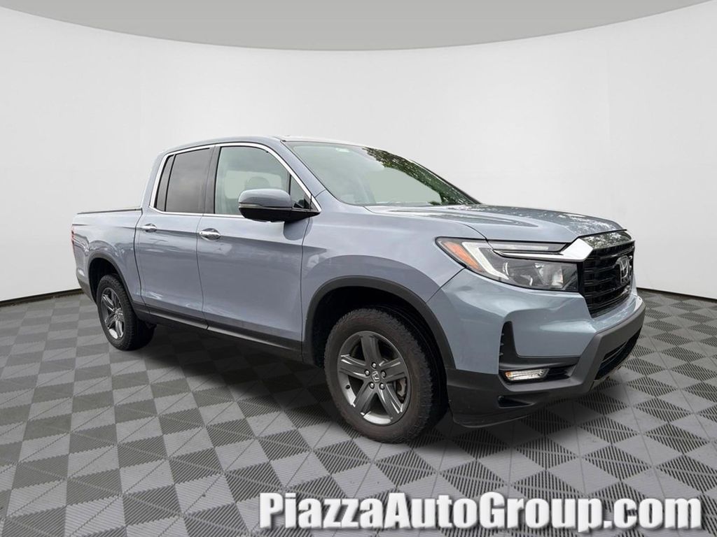 2023 Honda Ridgeline RTL-E AWD's photo
