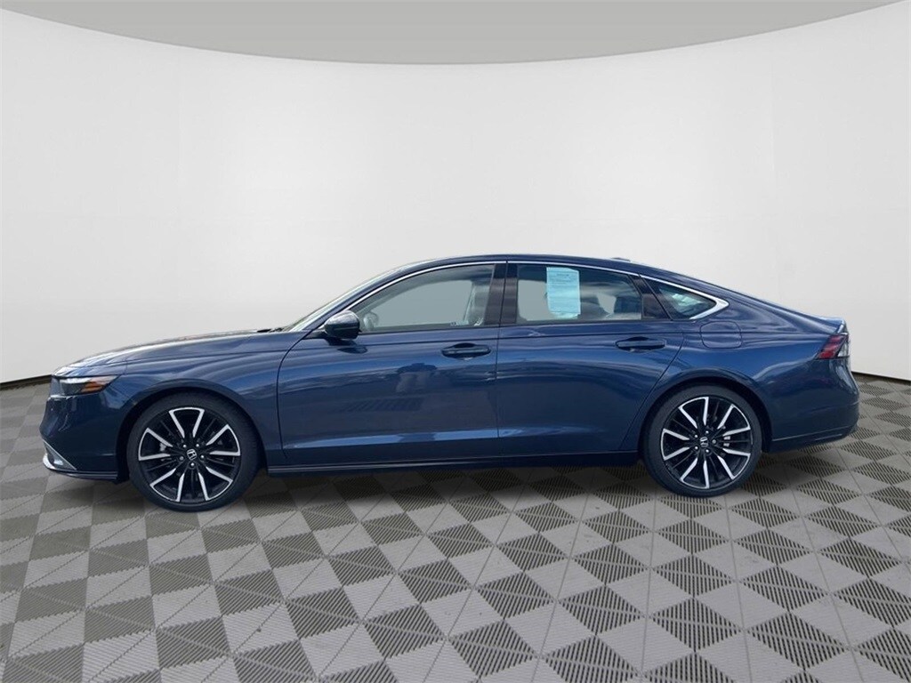 2023 Honda Accord Hybrid Touring photo 4