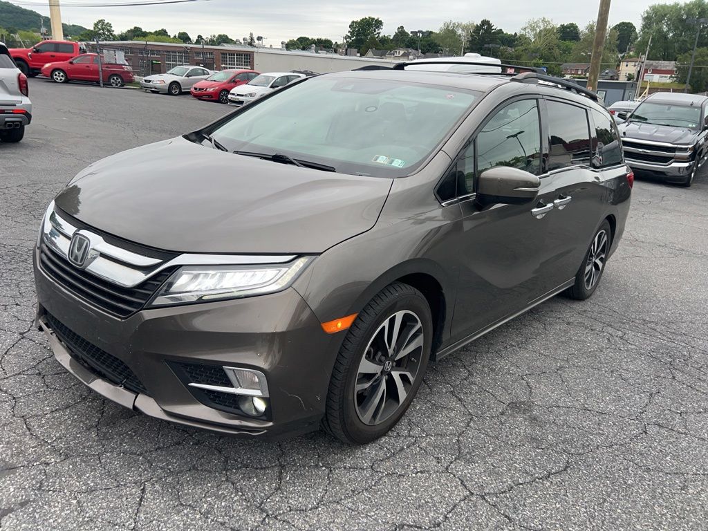 2018 Honda Odyssey Elite's photo