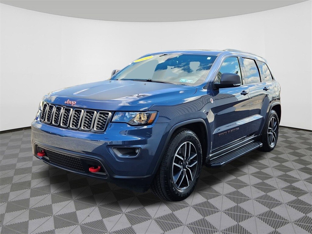 2021 Jeep Grand Cherokee Trailhawk photo 2