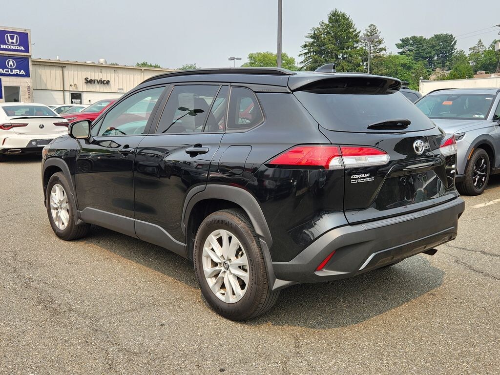 Used 2023 Toyota Corolla Cross LE SUV