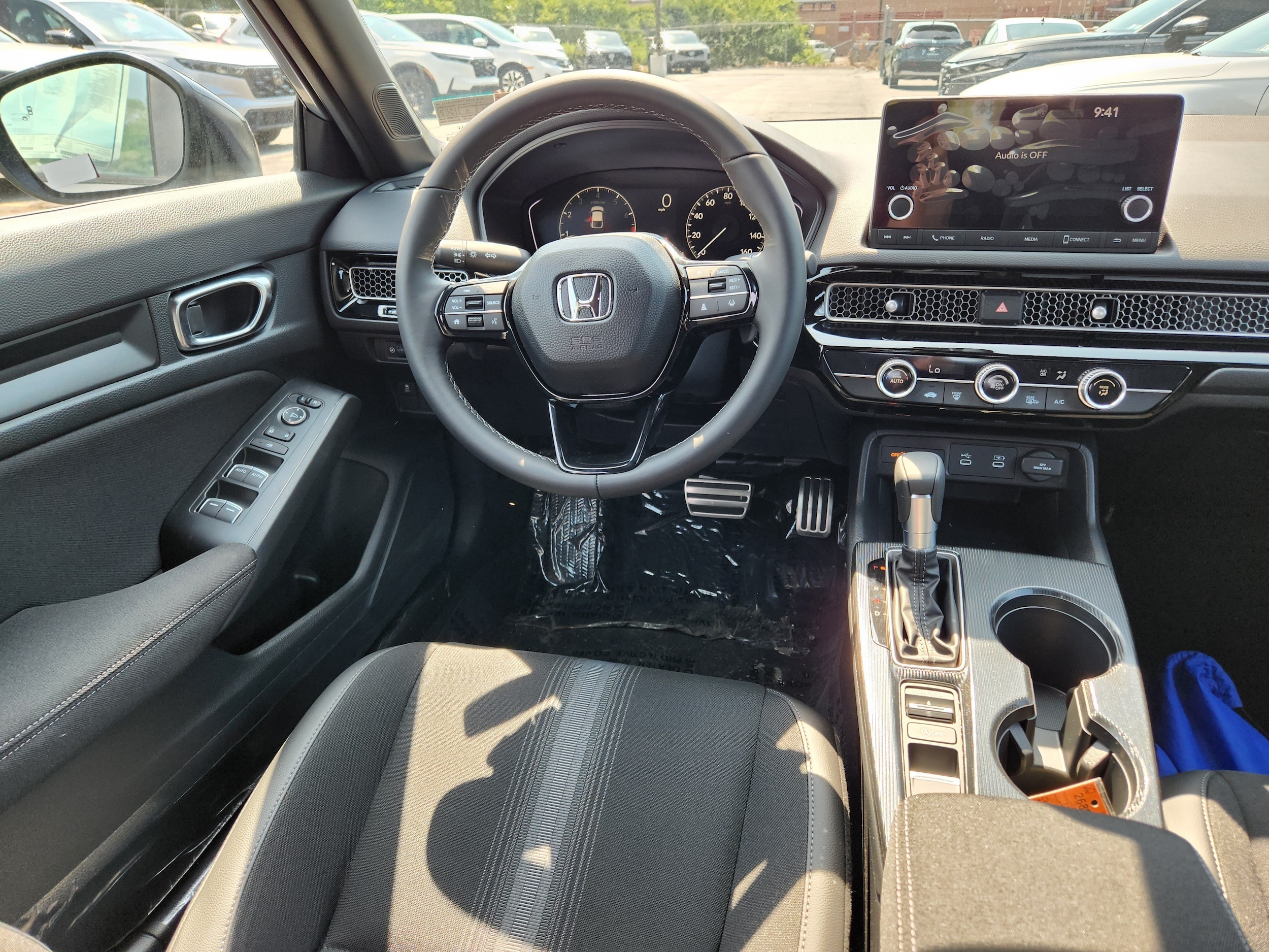 2026 Honda Civic Hatchback Sport - Photo 14