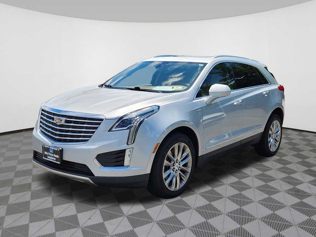 Used 2017 Cadillac XT5 Platinum with VIN 1GYKNFRSXHZ102487 for sale in Reading, PA