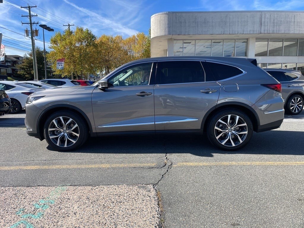 2023 Acura MDX Technology SH-AWD photo 3