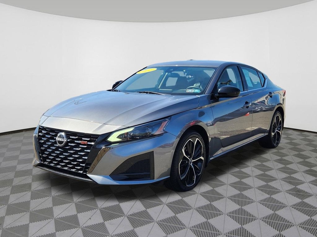 Used 2023 Nissan Altima 2.5 SR Sedan