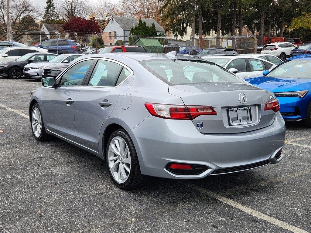 2018 Acura ILX 2.4L photo 3