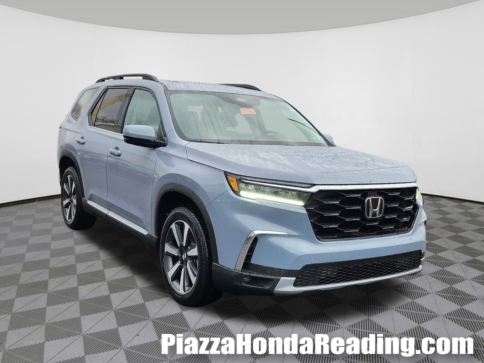 2025 Honda Pilot Touring's photo