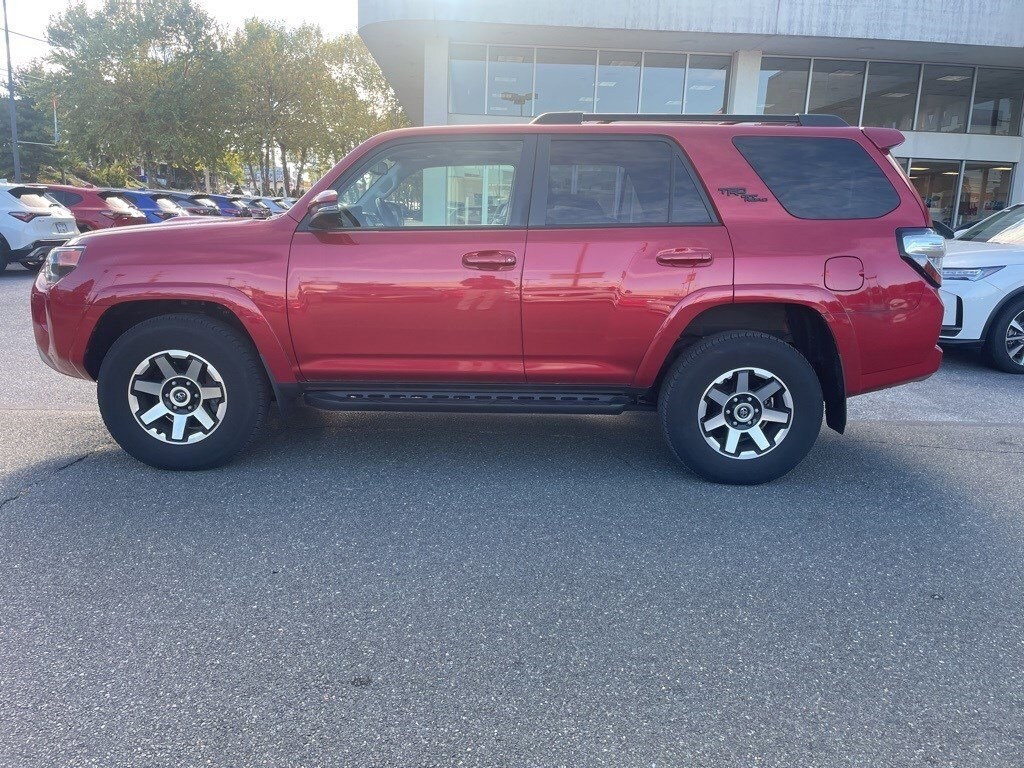 2023 Toyota 4Runner TRD Off-Road Premium photo 4