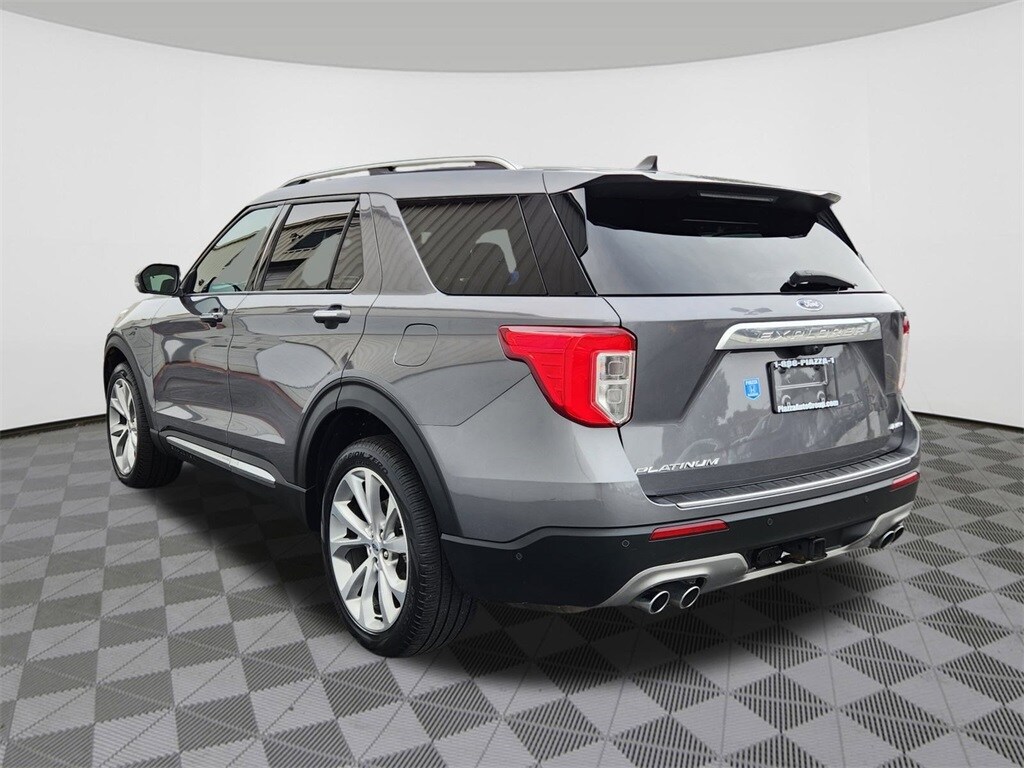 2021 Ford Explorer Platinum photo 3