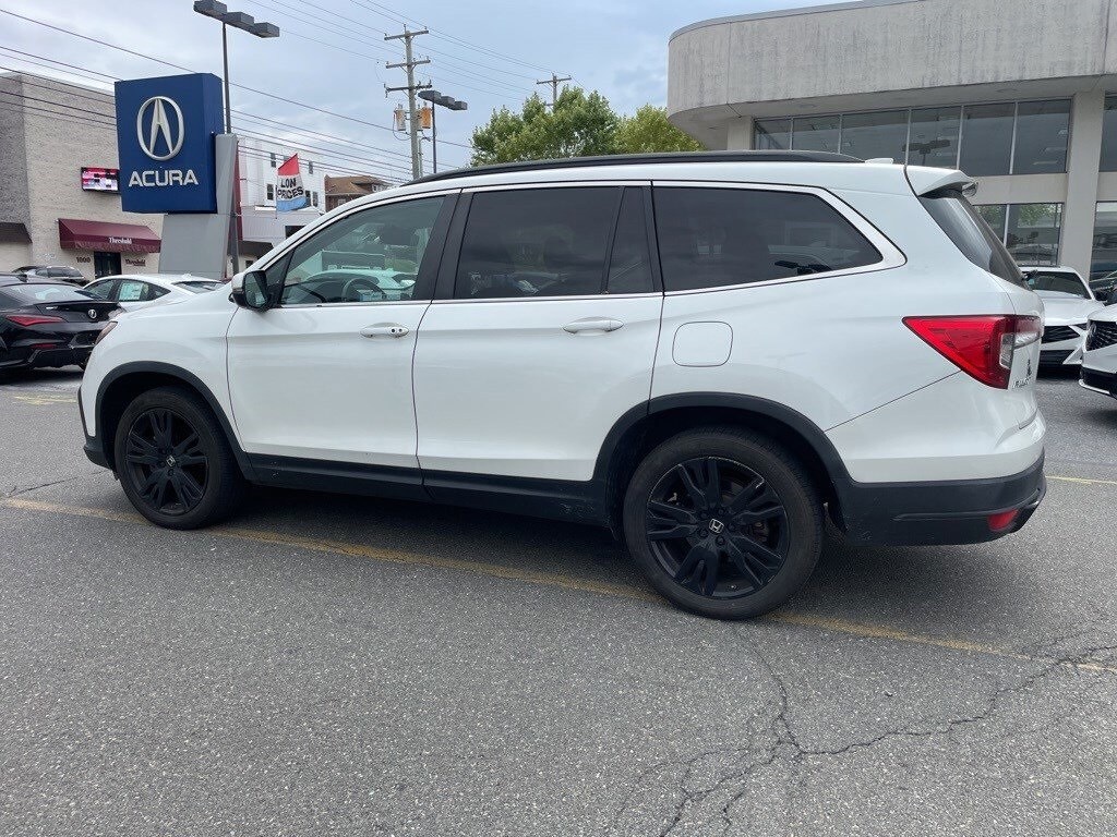 2021 Honda Pilot Special Edition photo 3