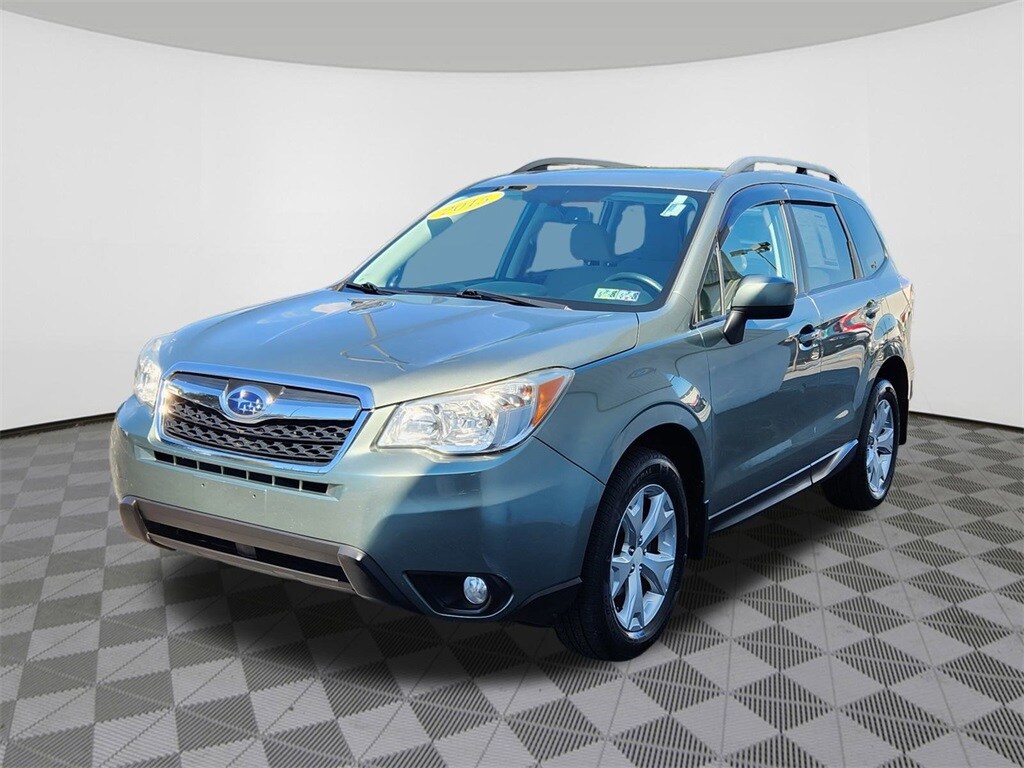 2015 Subaru Forester 2.5i Premium photo 2