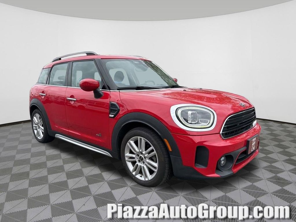 2022 MINI Countryman's photo