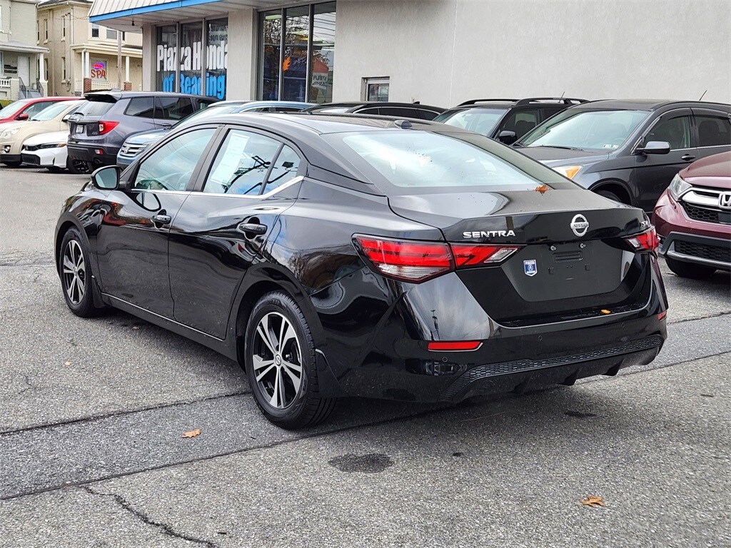 2020 Nissan Sentra SV photo 3