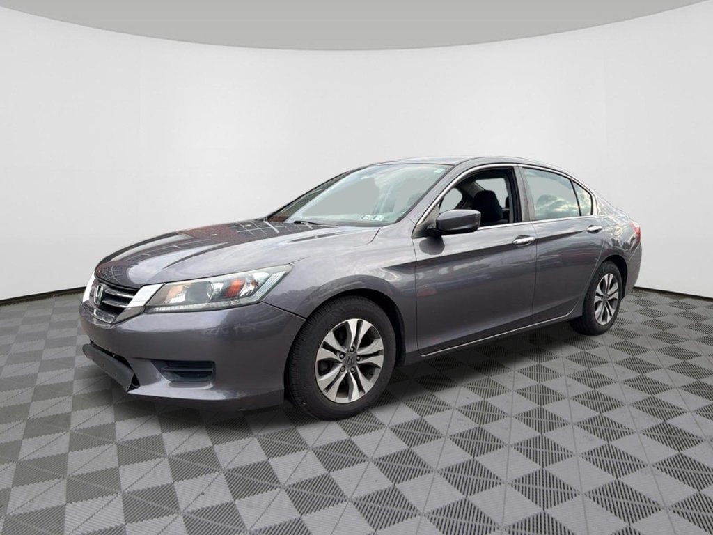 Used 2015 Honda Accord LX with VIN 1HGCR2F3XFA069086 for sale in Reading, PA