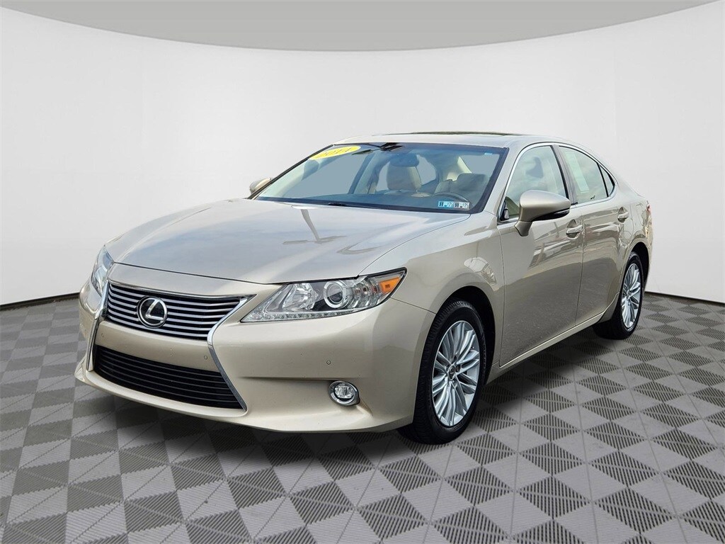 2014 Lexus ES 350 photo 2